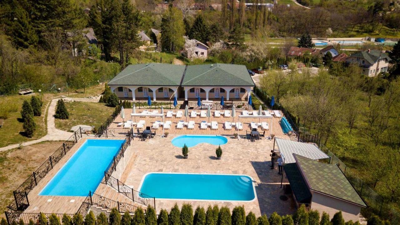 Suncani Breg Apartments Vrdnik Exterior foto